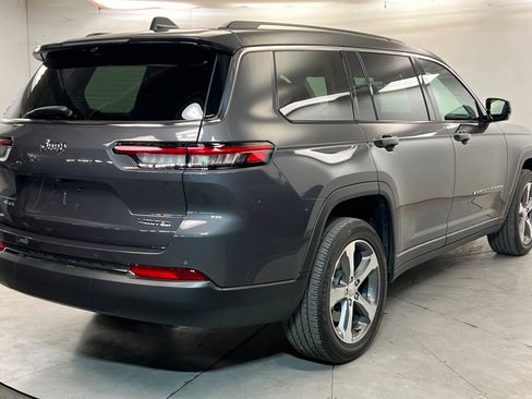 Used 2023 Jeep Grand Cherokee L Limited w/ Luxury Tech Group II AWD/4WD image 6