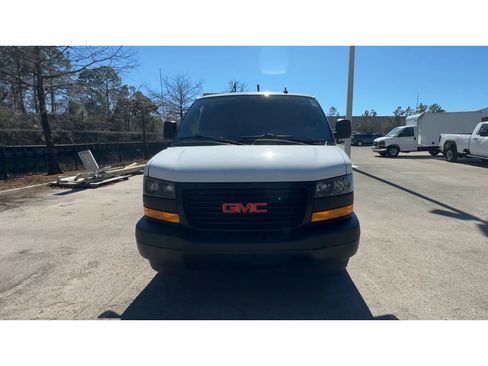 Certified 2023 GMC Savana 2500 w/ Driver Convenience Package image 7