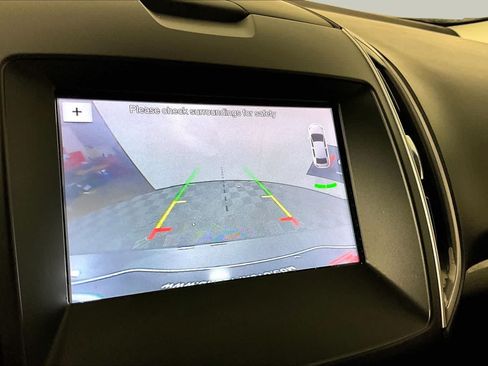 Used 2018 Ford Edge SEL w/ Equipment Group 201A FWD image 24