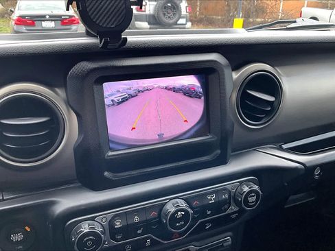 Used 2020 Jeep Wrangler Unlimited Sport S image 27