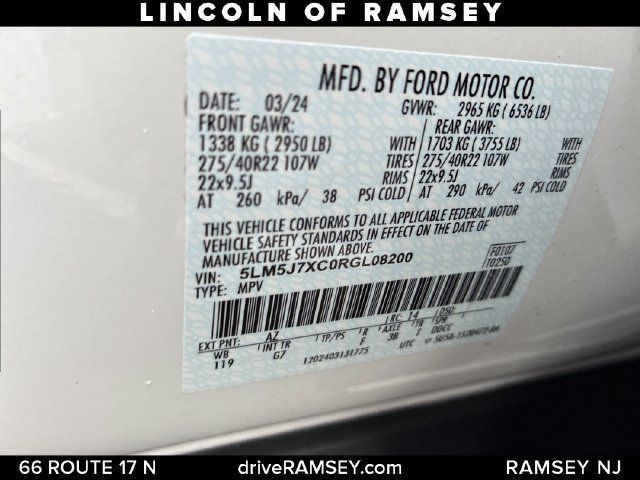 Used 2024 Lincoln Aviator Reserve w/ Equipment Group 201A AWD/4WD image 29