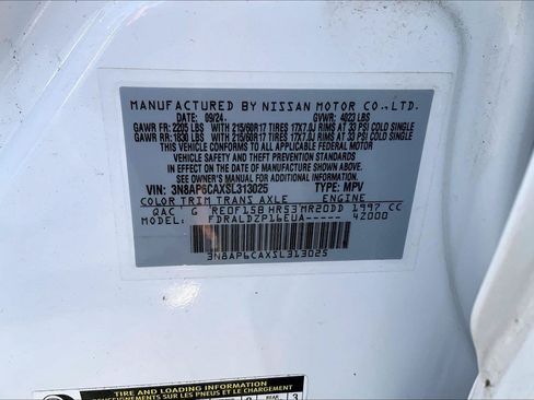 Used 2025 Nissan Kicks SV FWD image 30