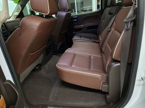 Used 2019 Chevrolet Silverado 2500 High Country w/ Duramax Plus Package AWD/4WD image 34