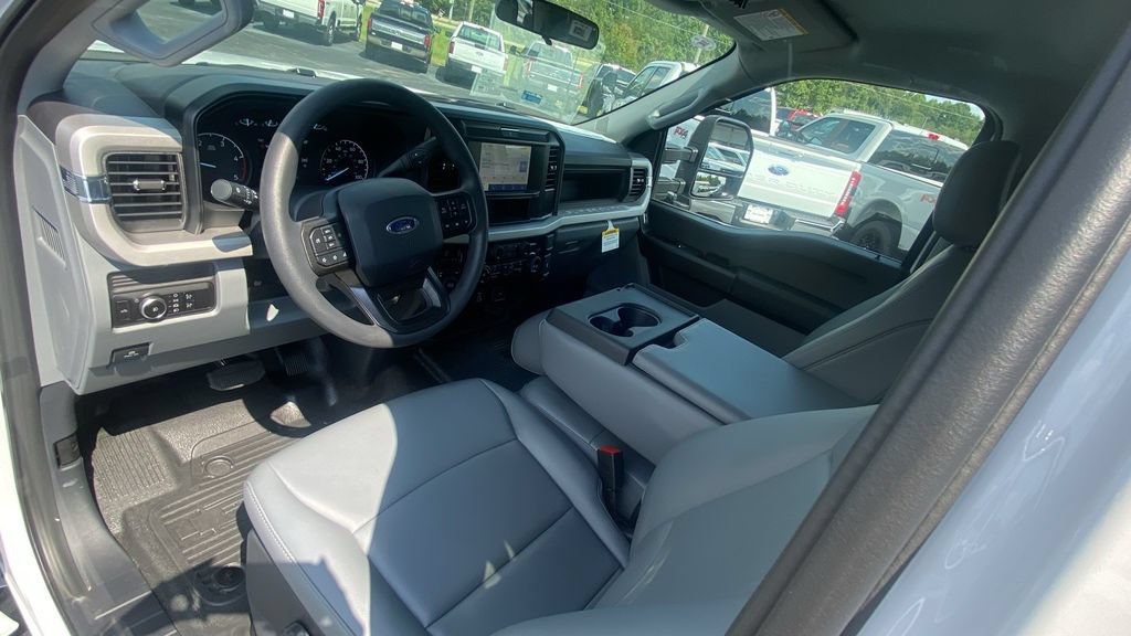 New 2026 Ford F350 XL w/ XL Chrome Package AWD/4WD image 15