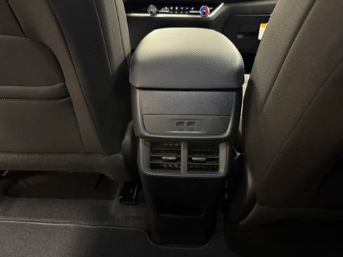 New 2026 Chevrolet Equinox LT image 16