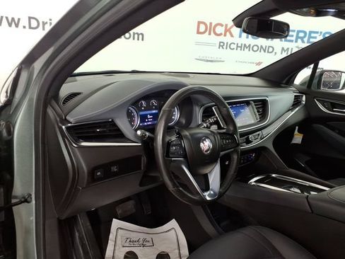 Used 2023 Buick Enclave Essence AWD/4WD image 13
