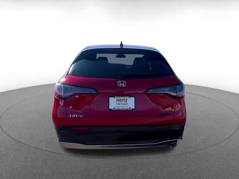Used 2025 Honda HR-V Sport image 11