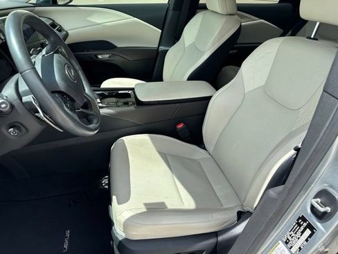 Used 2023 Lexus RX 350 FWD image 10