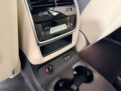 New 2026 BMW ALPINA XB7 ALPINA XB7 image 23