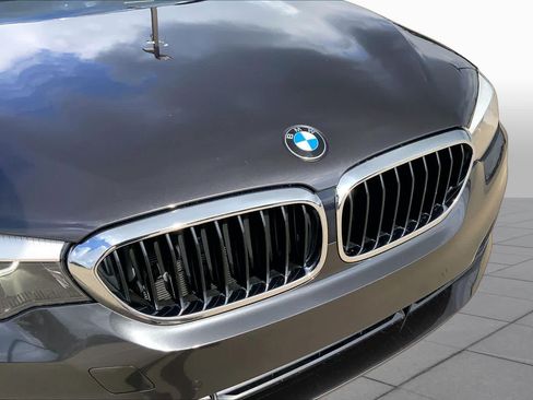 Used 2020 BMW 530i w/ Convenience Package RWD image 30