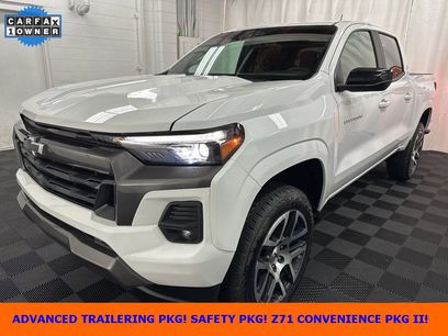 Used 2024 Chevrolet Colorado Z71 w/ Z71 Convenience Package 2