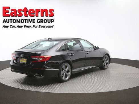 Used 2018 Honda Accord Touring image 40