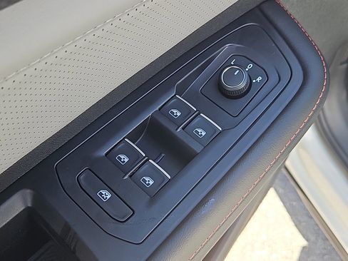New 2026 Volkswagen Atlas Peak Edition AWD/4WD image 7