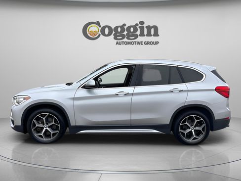 Used 2018 BMW X1 sDrive28i image 2