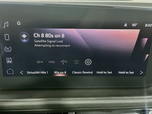Used 2025 Buick Envista Preferred w/ Advanced Safety Package FWD image 21