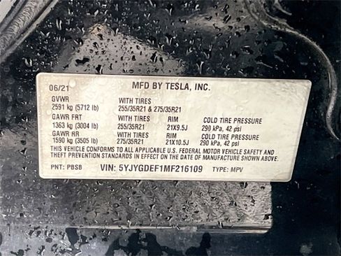Used 2021 Tesla Model Y Performance image 31