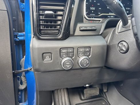 Used 2023 GMC Sierra 1500 AT4 w/ AT4 Premium Package image 18