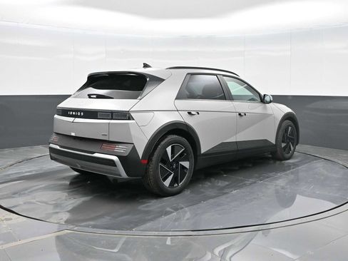 New 2025 Hyundai Ioniq 5 SEL image 7