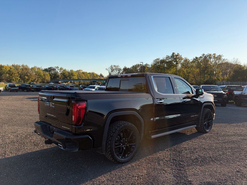 Used 2025 GMC Sierra 1500 Denali Ultimate AWD/4WD image 10