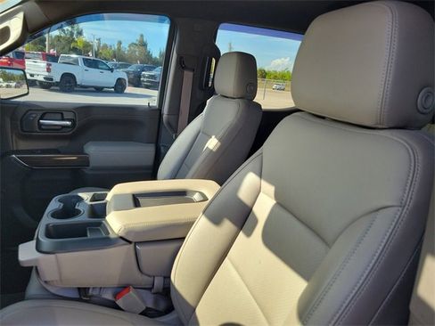 Certified 2022 Chevrolet Silverado 1500 LT w/ Convenience Package II image 15