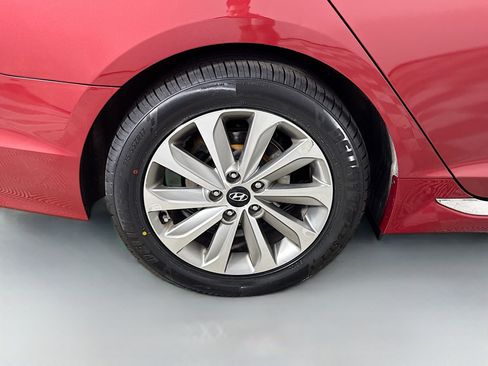 Used 2016 Hyundai Sonata Sport w/ Option Group 02 FWD image 33