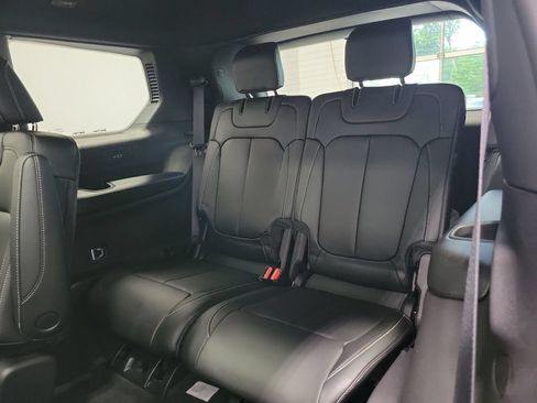 New 2026 Jeep Grand Cherokee L Limited AWD/4WD image 9