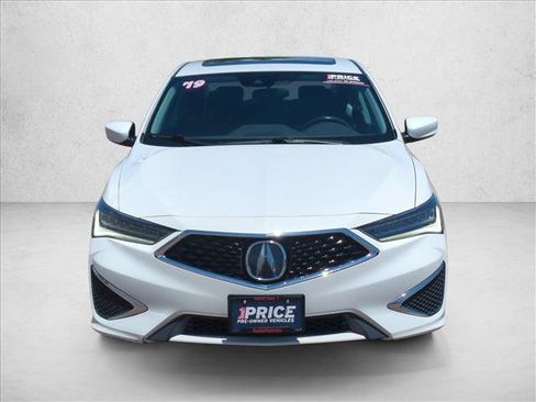 Used 2019 Acura ILX FWD image 2