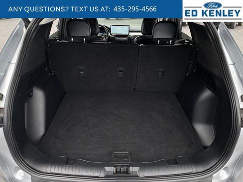 Used 2024 Ford Escape Platinum AWD/4WD image 35