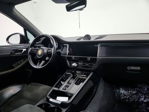 Used 2022 Porsche Macan GTS AWD/4WD image 24