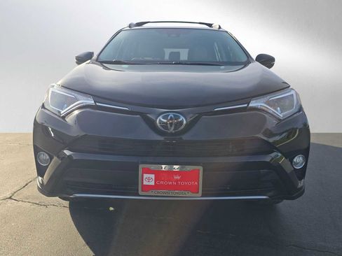 Used 2018 Toyota RAV4 XLE image 8