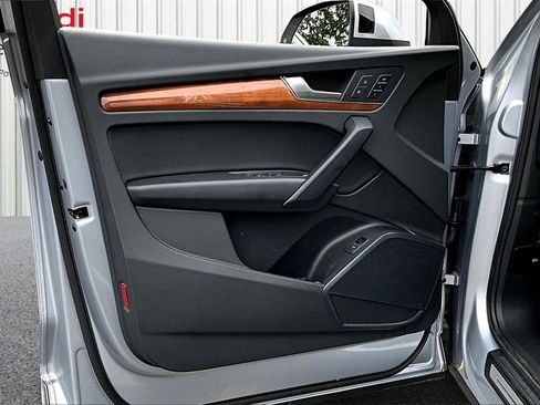 Used 2023 Audi Q5 2.0T Premium image 20