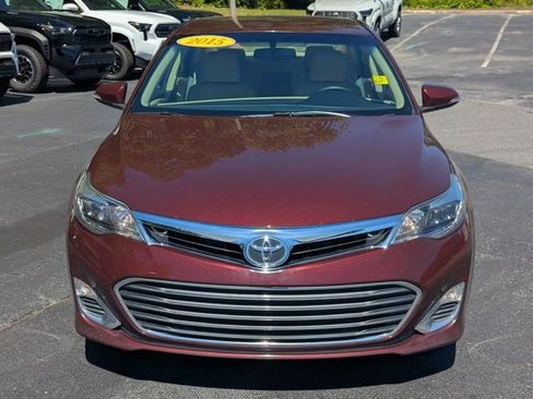 Used 2015 Toyota Avalon XLE FWD image 2