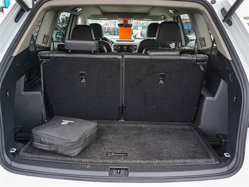 Used 2023 Volkswagen Atlas SEL Premium image 24