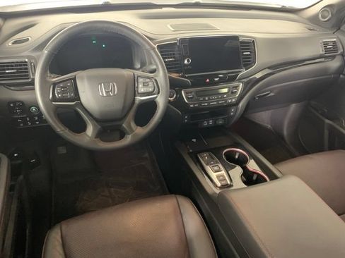 Used 2025 Honda Ridgeline Black Edition image 19