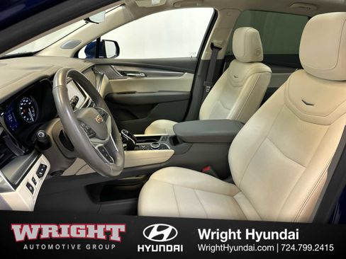 Used 2024 Cadillac XT5 Premium Luxury w/ Technology Package image 11