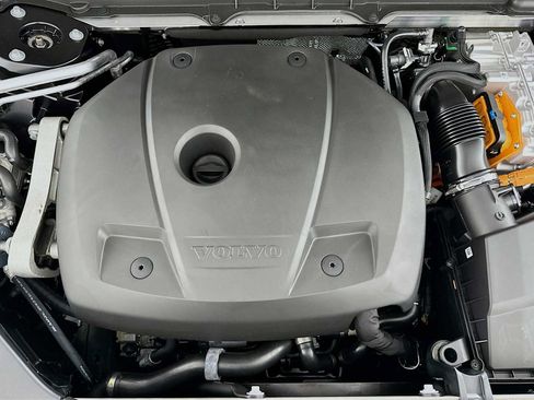 New 2026 Volvo XC90 T8 Plus image 30