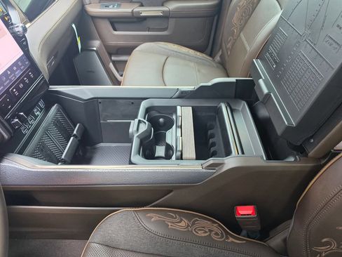 New 2026 RAM 2500 Limited AWD/4WD image 34