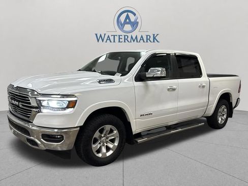 Used 2022 RAM 1500 Laramie AWD/4WD image 1