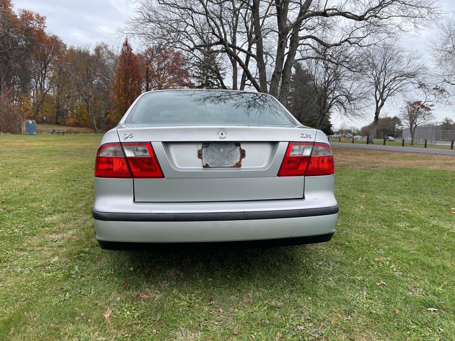Used 2003 Saab 9-5 Linear FWD image 25