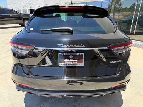 Certified 2023 Maserati Levante Modena AWD/4WD image 9