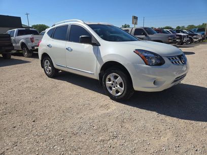 Used 2014 Nissan Rogue S w/ Convenience Package