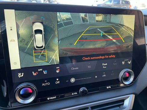 Used 2024 Lexus RX 450h Luxury w/ Convenience Package image 38