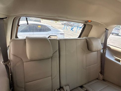 Used 2019 Chevrolet Tahoe LT w/ Luxury Package AWD/4WD image 29