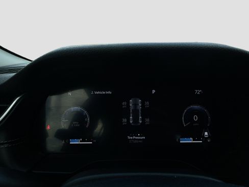 Used 2024 Jeep Grand Cherokee Laredo image 39