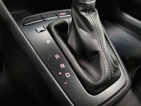 Used 2023 Kia Rio LX FWD image 15