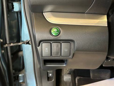 Used 2016 Honda CR-V SE image 19