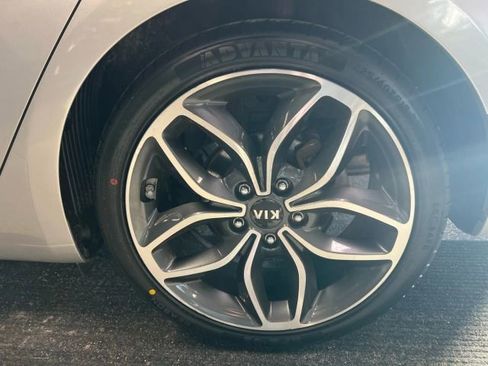 Used 2015 Kia Forte SX image 14