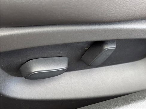 Used 2019 Chevrolet Corvette Stingray Convertible w/ 1LT image 20