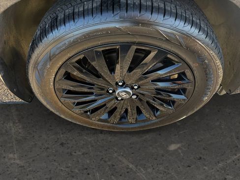 Used 2025 Hyundai Palisade Calligraphy image 13