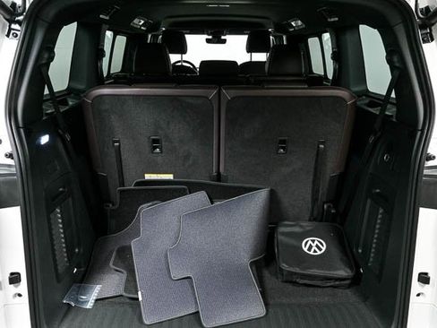 New 2025 Volkswagen ID. Buzz Pro S image 23